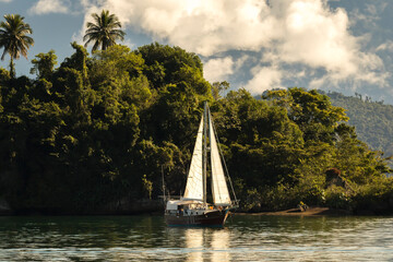 Barcos d pesca no litoral sul