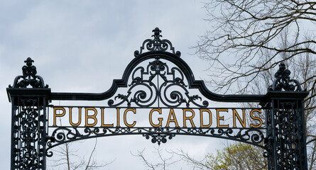 Gate sign of Public Garden - obrazy, fototapety, plakaty