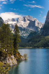 Wanderung rund um den Gosausee in den österreichischen Alpen