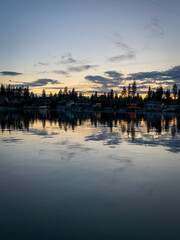 Fototapeta premium Dusk On The Lake