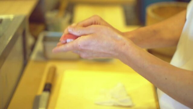 Work of the sushi chef｜tuna nigiri sushi