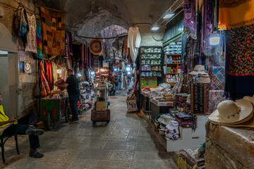 Obraz na płótnie Canvas mercado de jerusalen, israel