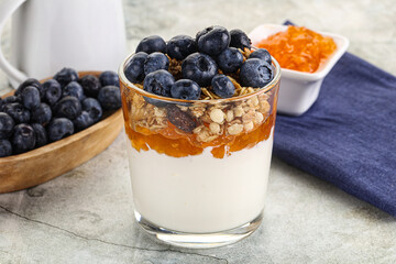 Yoghurt with granola and blueberry