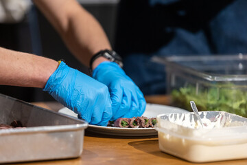 buffet de um serviço de catering de eventos sociais