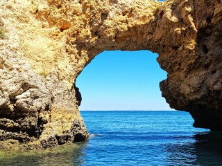 Fototapeta na wymiar Scenic view of the rocky coastline of Portugal