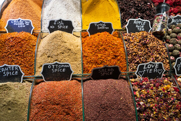 Colorful Grand Bazaar Photos, Grand Bazaar (Kapalicarsi) Eminonu, Fatih Istanbul, Turkey (Turkiye)