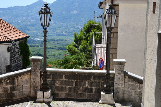 Valle del Monte Taburno (Benevento)  visto dal paese di San  Lupo a 500 mt sul livello mare