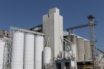 Grain processing plant in rural mid-west USA. Used for processing corn and soybeans, may also be...