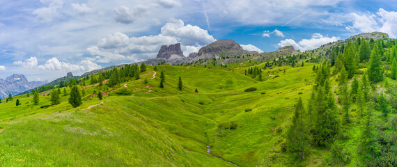 Passo di Falzarego - Nationalpark Dolomiten