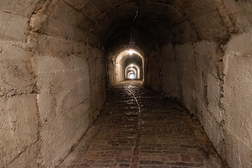 Fototapeta na wymiar Túnel de la época comunista en Gjirokaster, Albania