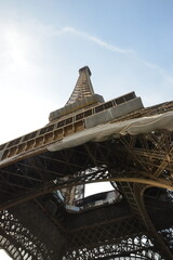 tour Eiffel gros plan 