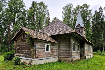 Fototapeta na wymiar Lode (Apsi) lutheran church, Latvia.