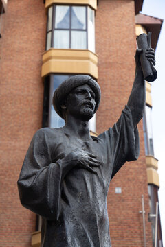 Statue of Yehuda Ibn Tibon, an Andalusian Jewish scholar who lived in Granada, Spain
