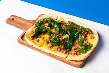 tart flambe minced pork with basil pizza
