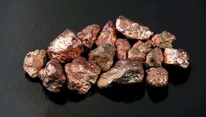 Foto op Plexiglas native copper nuggets isolated on black background, ore for industrial use in electrical wires and household utensils © Uuganbayar