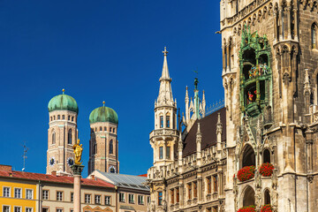 Fototapeta na wymiar Frauenkirche at Marienplatz in Munich, Germany