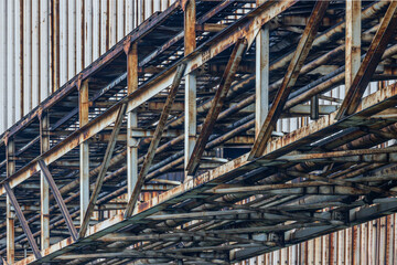 Fototapeta premium 鉄骨 Landscape with rusty steel frame