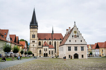 Fototapeta na wymiar Basilica of Saint Giles and Old City Hall, Bardejov, Slovakia