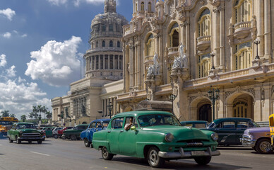 Oldtimer Havanna Capitol Theater