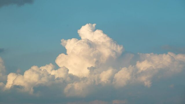 Time lapse of billowing clouds.