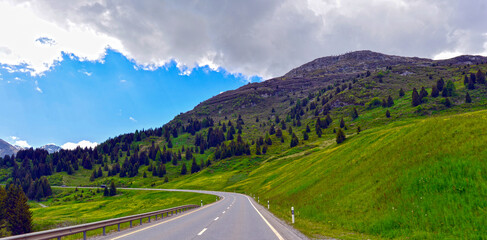 A3 Julierstrasse bei Bivio, Gemeinde Surses in Graubünden, Schweiz
