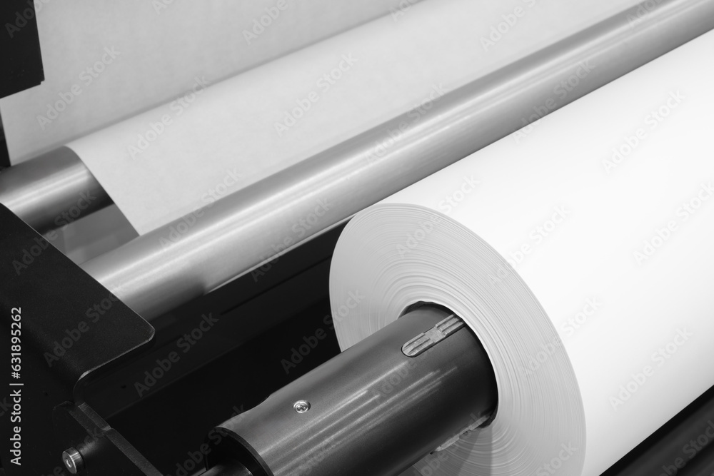 Aufkleber rolls paper and fabric in wide industrial plotter