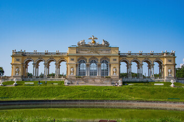 Obraz premium courtyard of the royal palace