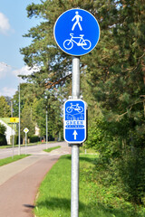 green railway sign cycle path