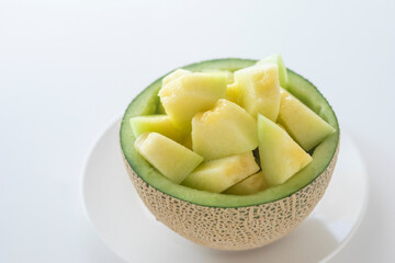 メロンの器に盛ったカットメロン