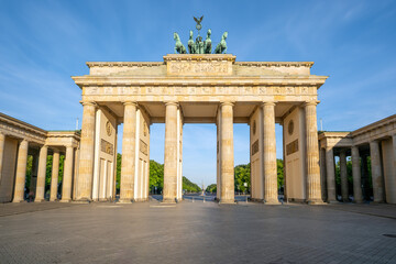 Megapixel image of the famous Brandenburg Gate in Berlin, Germany © elxeneize