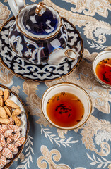 traditional uzbek tea with nuts