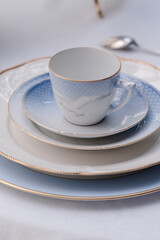 Elegant opulence in every detail: a unique antique Rosenthal table service, a testament to timeless beauty. 100 years of history in every cup