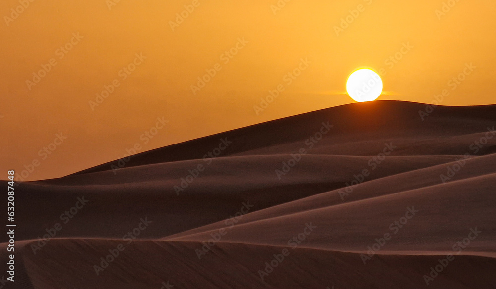 Wall mural sunrise in mauritania in the sahara desert