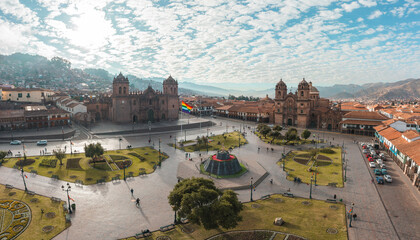 Plaza de Armas and Church of the Society of Jesus or Iglesia de la Compania de Jesus. Cusco, Peru - obrazy, fototapety, plakaty