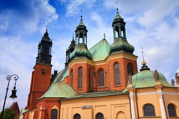 Fototapeta na wymiar Poznan landmark - Cathedral