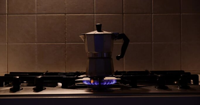 Moka vintage sul fornello