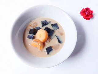 Kolak or Compote. The food is made from fruit mixed with coconut milk. Compote filled with bananas, kolang-kaling (palm fruit) and black grass jelly. Beverages.