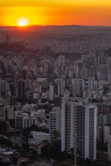 Naklejka na ściany i meble pôr do sol visto a partir do mirante das Mangabeiras, na cidade de Belo Horizonte, Estado de Minas Gerais, Brasil
