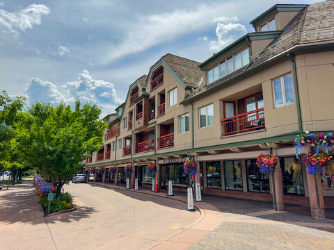 Shops at Aspen Colorado Summer 2023
