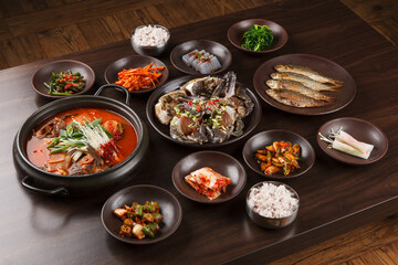 korean traditional dinner meal