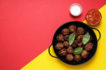 Tasty meat food and homemade food concept - meatballs