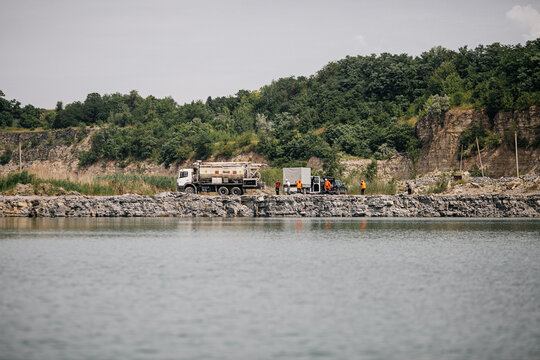 carrying out work in a quarry where minerals are extracted with the help of excavations, explosive works