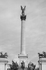 monument to the heroes of the heroes square