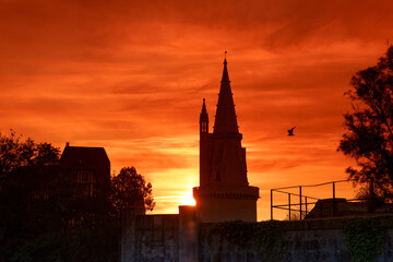 Naklejka premium Tower of La Rochelle harbor in Charente Maritime