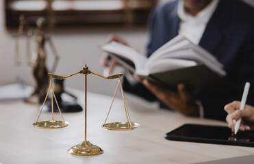 Businessman brainstorming information on agreement details Business contracts, financial investment, Lawyer, legal advisor, 