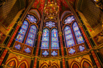 Interior of the magnificent gothic Cathedral of Saint Mary