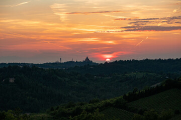 Tramonto visto da Monte Donato, colli bolognesi, Emilia Romagna