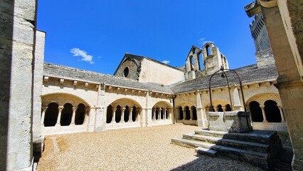 ABBAYE DE MONTMAJOUR - ARLES (Bouches-du-Rhône)