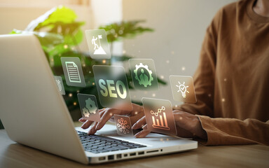 The use of computers to analyze SEO increases business people's effective search engine marketing, ranking of internet technology business website traffic.