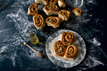 Cardamom and pistachio buns